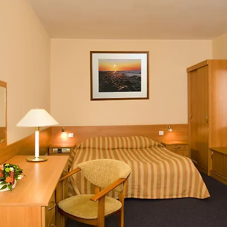 La Siesta & Medical Hotel