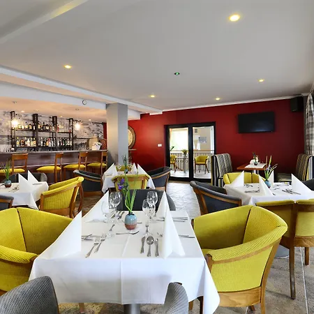 La Siesta & Medical 酒店