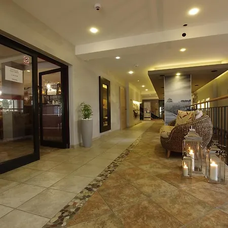 酒店 La Siesta & Medical