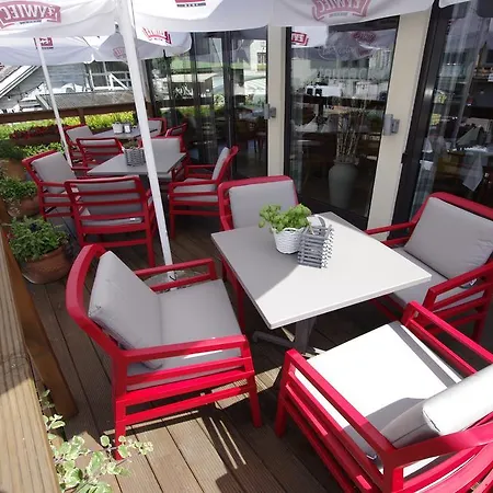 Hotell La Siesta & Medical 3*