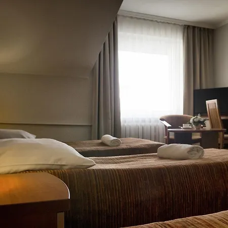 酒店 La Siesta & Medical 3*