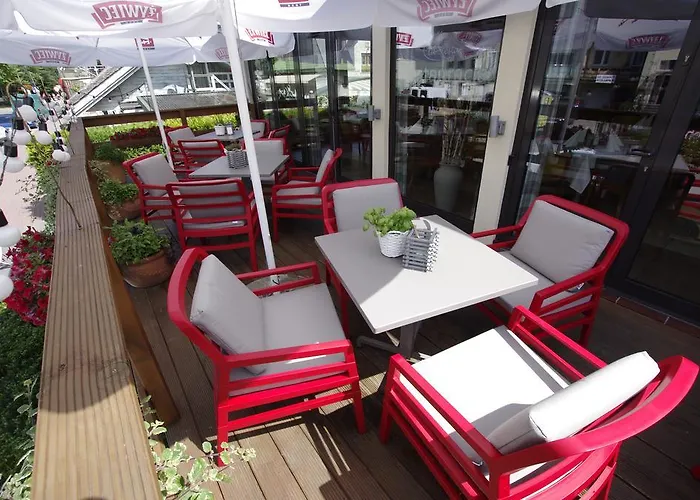 Отель La Siesta & Medical 3*